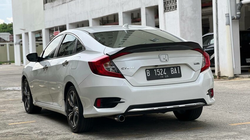 Honda Civic ES Turbo AT 2020