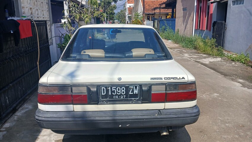 Toyota Corolla 1988 Bensin