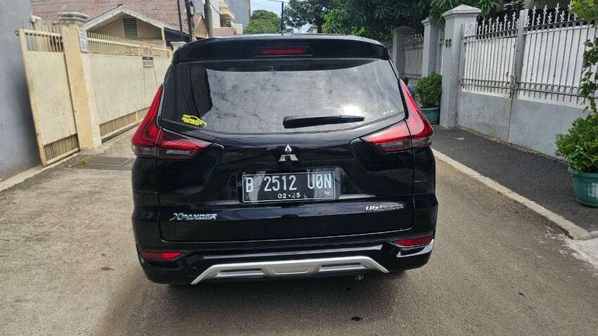 TDP 0 Angs Termurah Xpander Ultimate 2019 Automatic Hitam Low Km