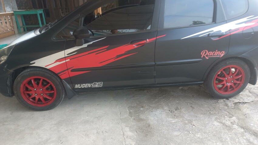 Honda Jazz 2004 Bensin