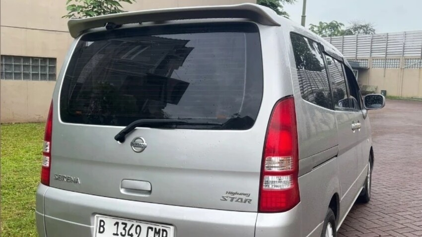 Nissan Serena Hws Highway Star 2011 Tipe Tertinggi Kilometer 80ribu