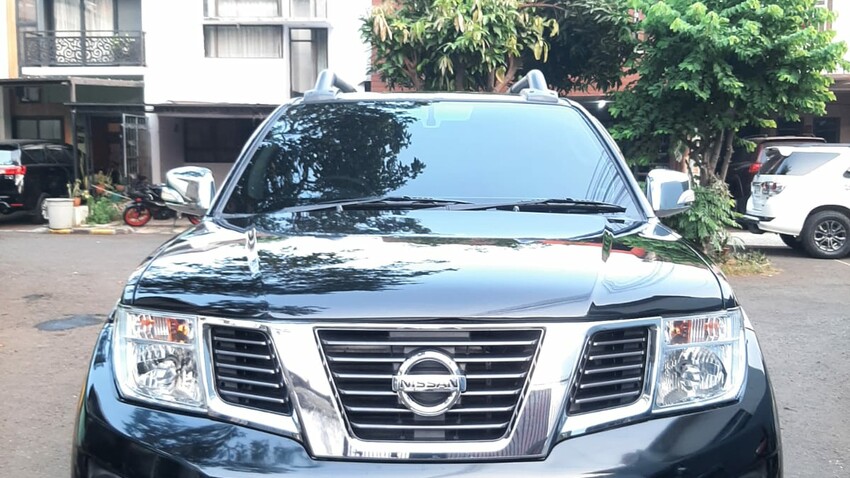 Nissan Navara 2012 SV 2.5 Manual ( Sport Version )