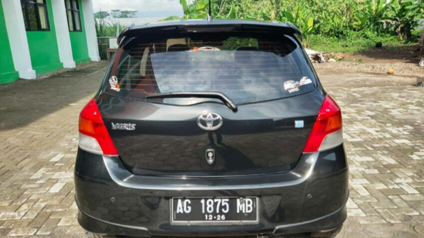 Toyota Yaris 2011