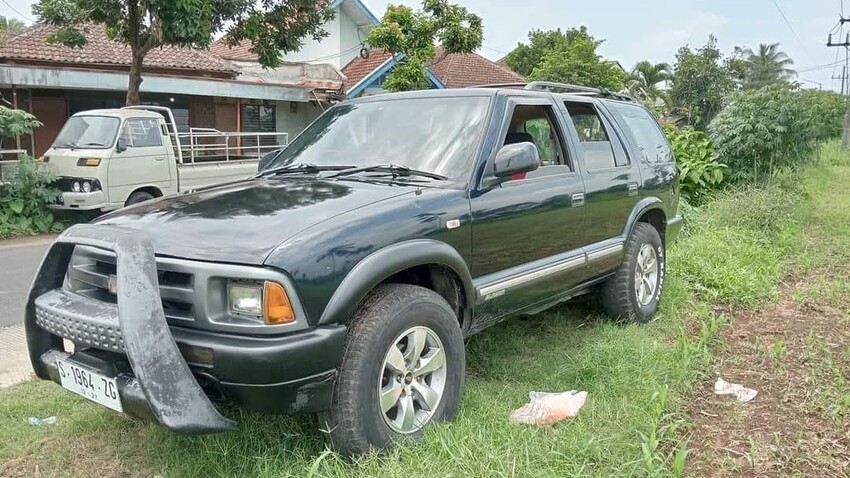 Chevrolet Blazer 2000 Bensin