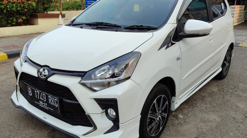 ANTIK KM 13rb Agya 1.2 GR Sport 2022 Toyota Facelift Matic 2023