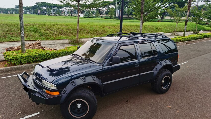 Di Jual MAHAL Opel Blazer DOHC LT SIMPANAN kondisi sgt bgs brg Langka