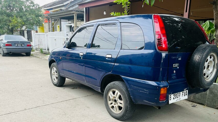 Daihatsu Taruna pajak hidup