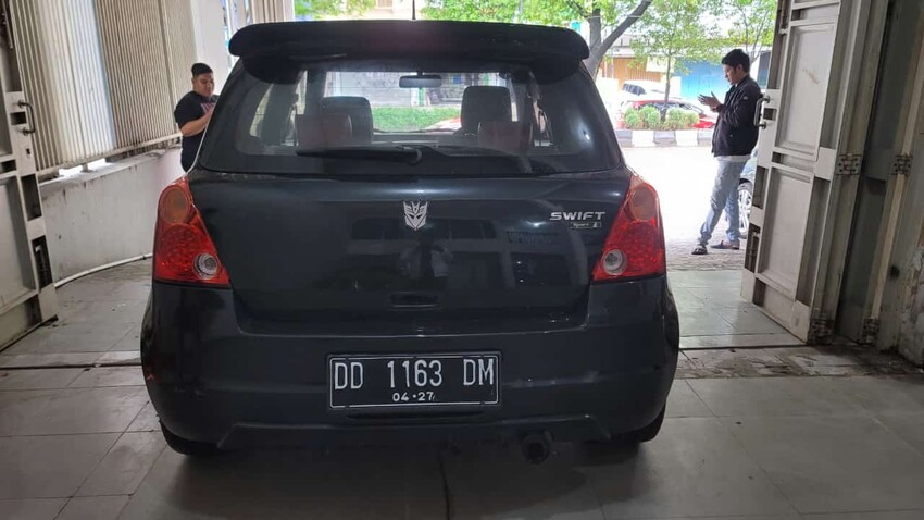 Suzuki Swift 2012 Bensin