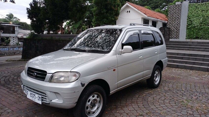 Daihatsu Taruna CL 2001