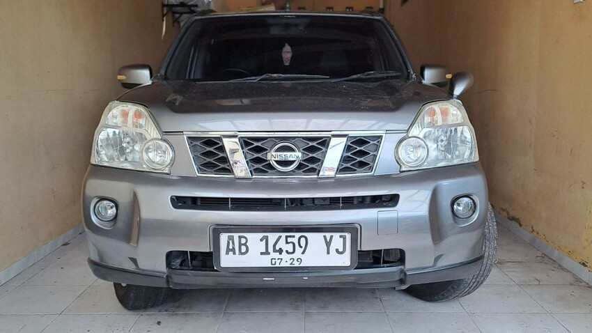 Nissan X-Trail 2010 Bensin