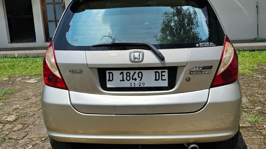 Honda Jazz 2004 Bensin