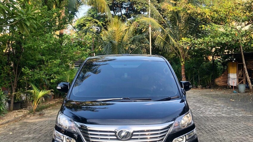 Toyota Vellfire 2010 Bensin