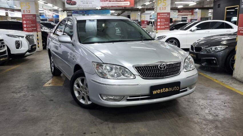 CASH Toyota Camry 2.4 G AT 2005 Last edition Terawat