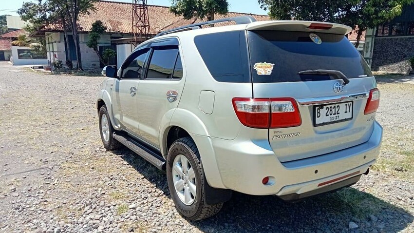 Toyota Fortuner 2010 Diesel