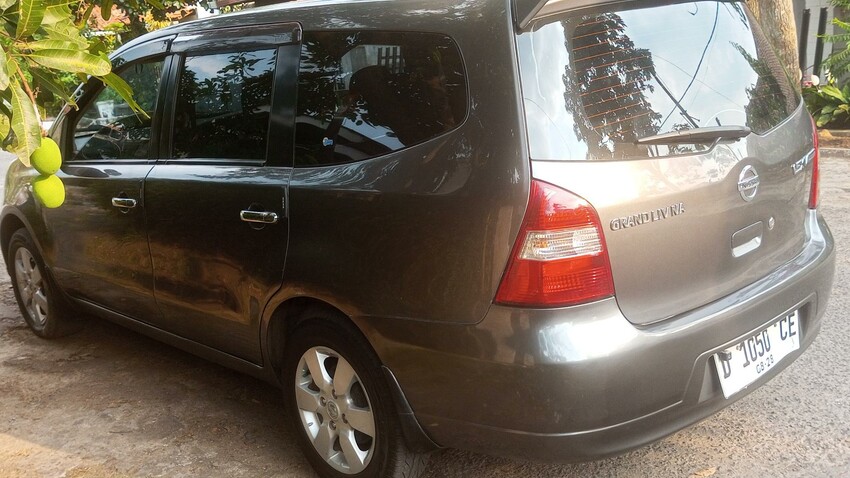 Nissan Grand livina 2008 Bensin