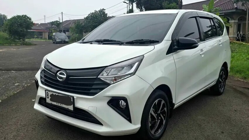 Tdp 7Jutaan Daihatsu Sigra R Kompling Empuk