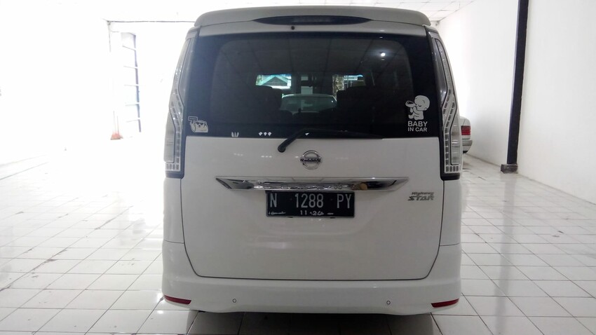 Nissan Serena 2015 Bensin