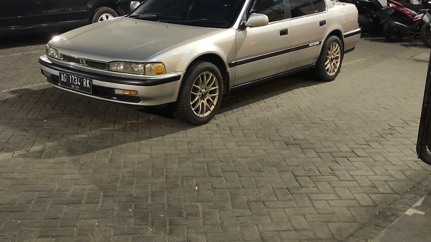 Honda Accord 1990 Bensin