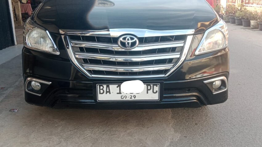 Toyota Kijang Innova 2015 Bensin