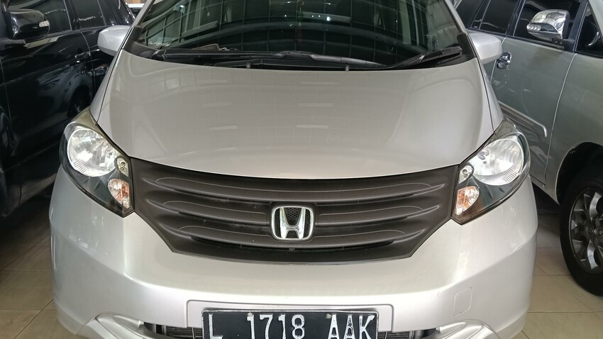 Honda Freed 2011 Bensin