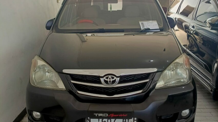 Toyota Avanza 2011 Bensin