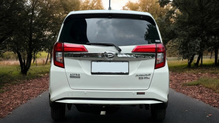Daihatsu Sigra 2020 Bensin R DLX Terwat