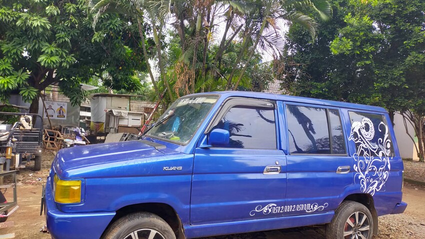 Toyota Kijang Super