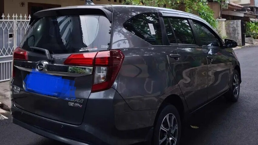 Tdp 7Jutaan Daihatsu New Sigra R Mt Camera Mundur