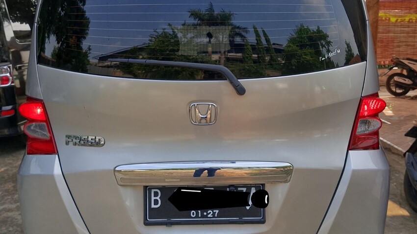 Honda Freed 2012 Bensin