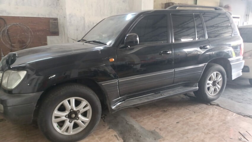 Toyota Land Cruiser 2005 Bensin