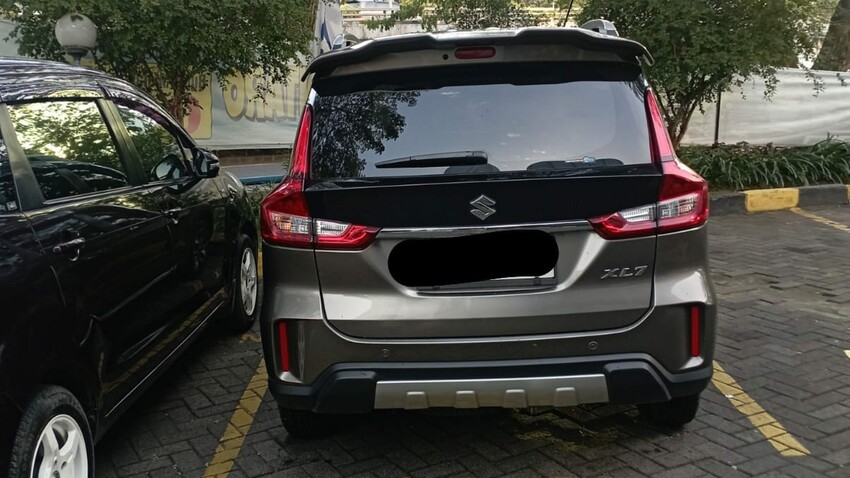Suzuki XL7 Zeta Matic November 2022. Pajak sampai Nov 2026