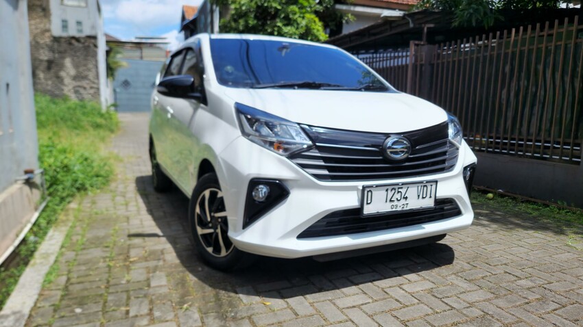 Dp10jt km19rb  Sigra R 2022 matic sigra 1.2 R at 2022