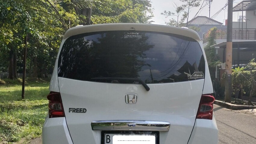 Honda Freed 2010 Bensin