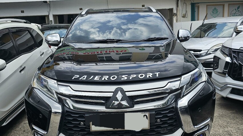 Pajero Dakar Sport 4x2 AT 2018 istimewa