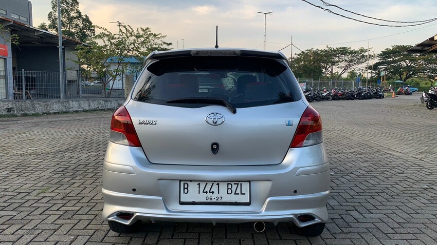 Toyota Yaris E AT 2012 DIJUAL CEPAT