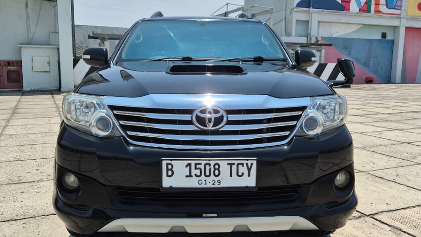 Toyota Fortuner 2012 Diesel