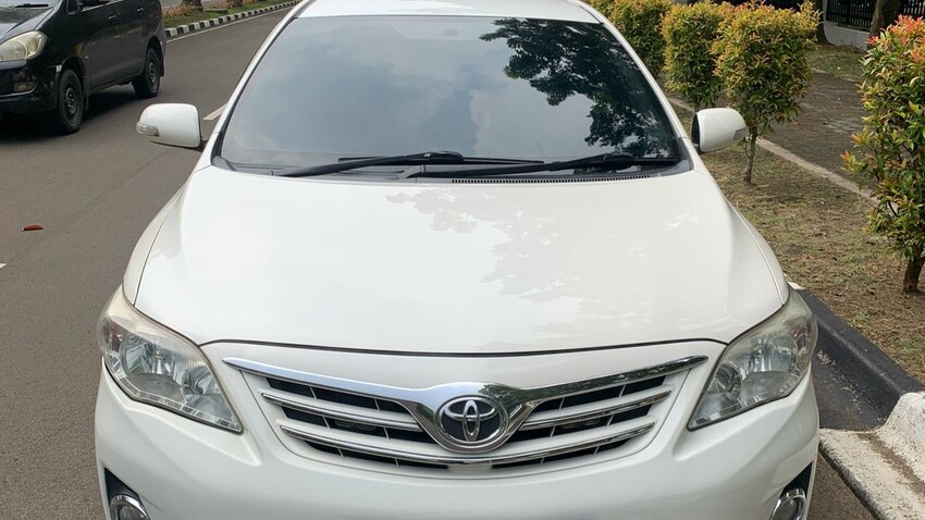 Toyota Corolla Altis 2013 Bensin