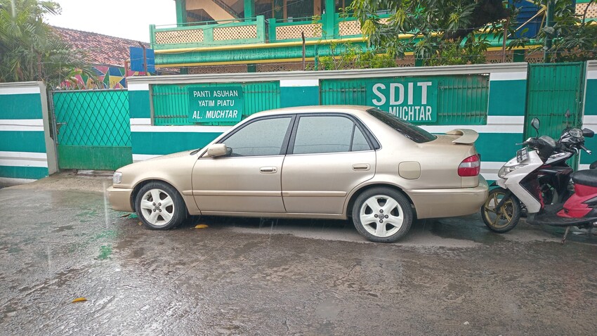 Toyota Corolla 1999 Bensin