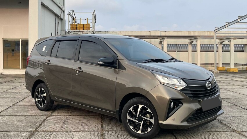 Daihatsu Sigra R Manual 2024 Low KM 2RB Antik