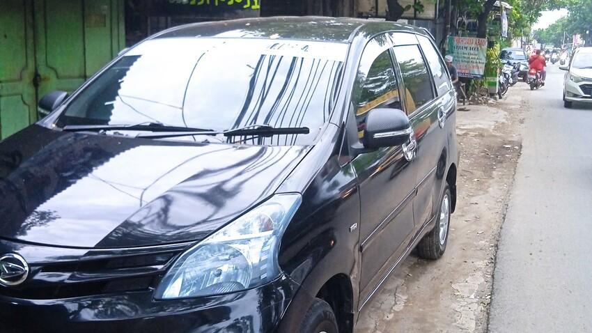 Daihatsu Xenia 2012 Bensin