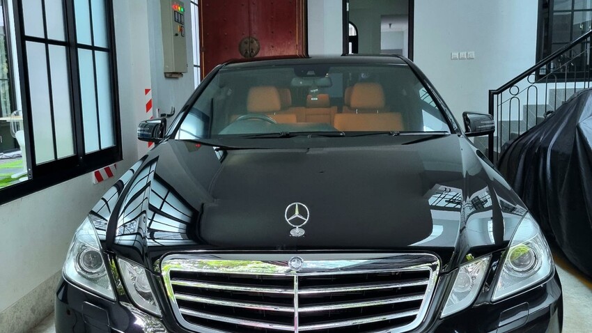 Mercedes E250 Avantgarde Simpanan