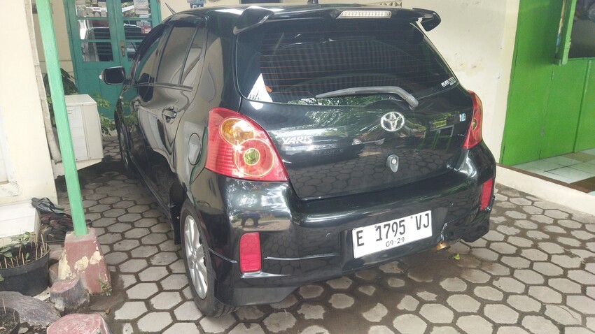 Toyota Yaris 2012 Bensin