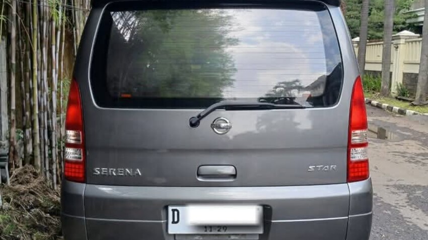 Nissan Serena 2009 Bensin