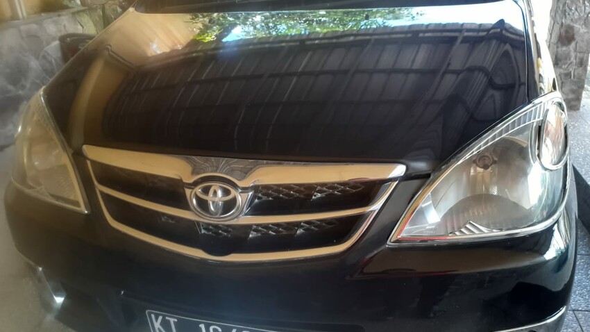 Toyota Avanza 2010 Bensin