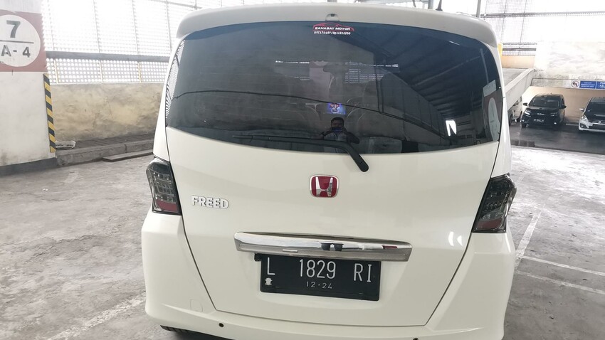 Honda Freed 2010 Bensin