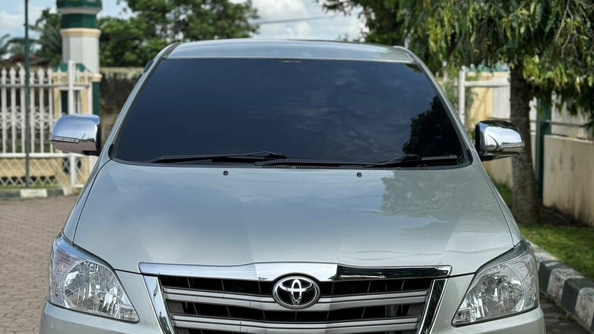 Toyota Kijang Innova 2014 Diesel