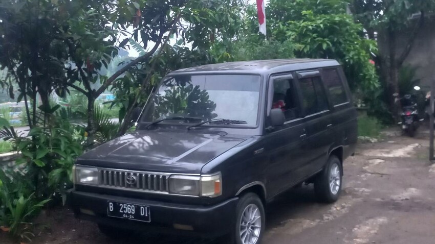 Toyota Kijang 1992 Bensin