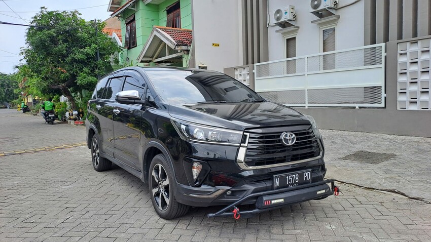 Toyota INNOVA VENTURER 2.4 DIESEL AT'2019. FULL ORISINIL