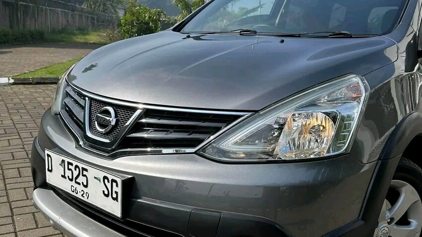 KM50rbGRAND LIVINA X-GEAR 1.5 MANUAL 2014