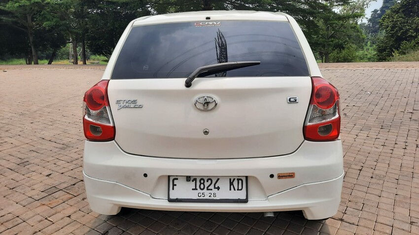 Toyota Etios Valco G MT 2013